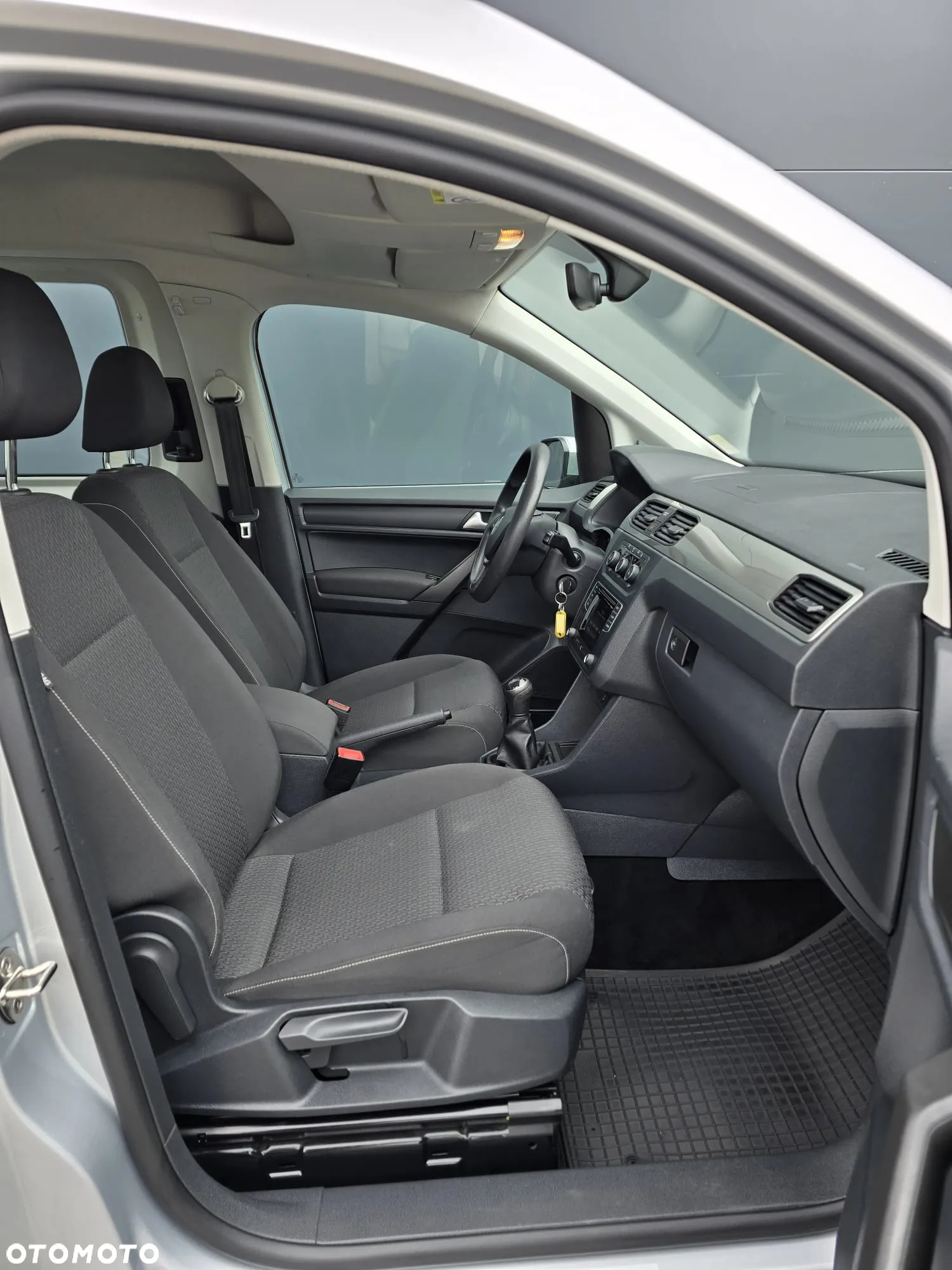 Volkswagen Caddy 2.0 TDI Comfortline - 5