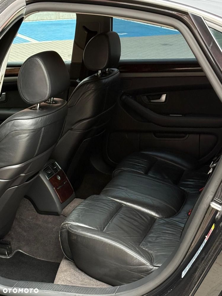 Audi A8 - 9