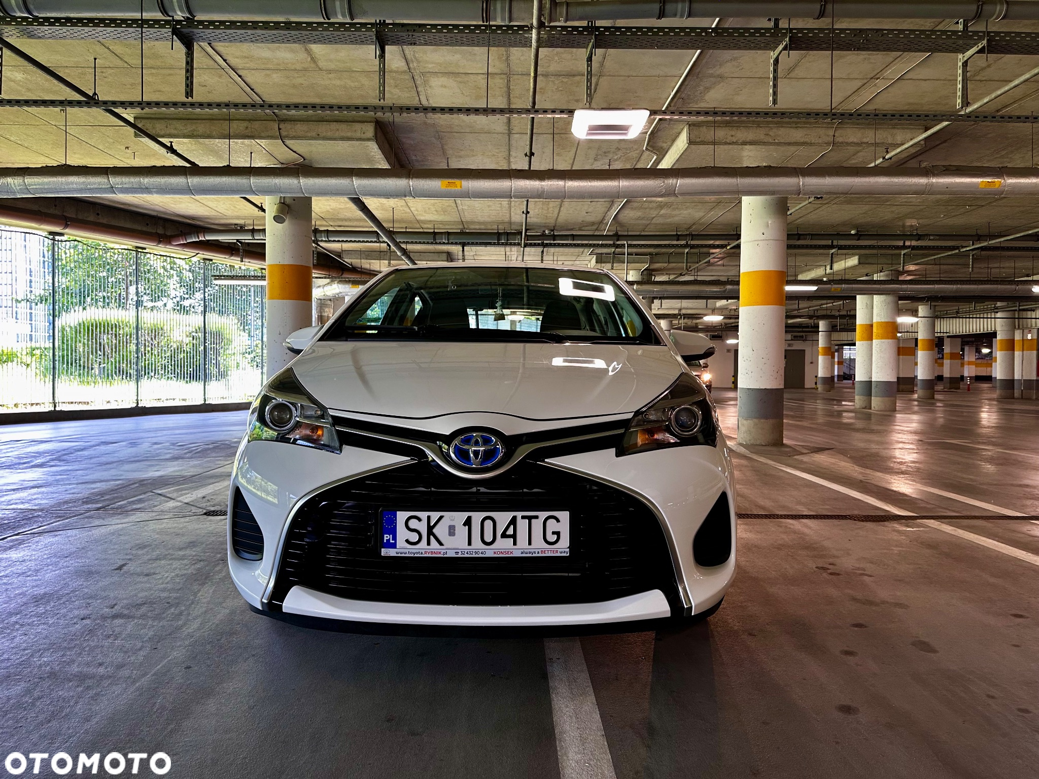 Toyota Yaris Hybrid 100 Active EU6 - 7
