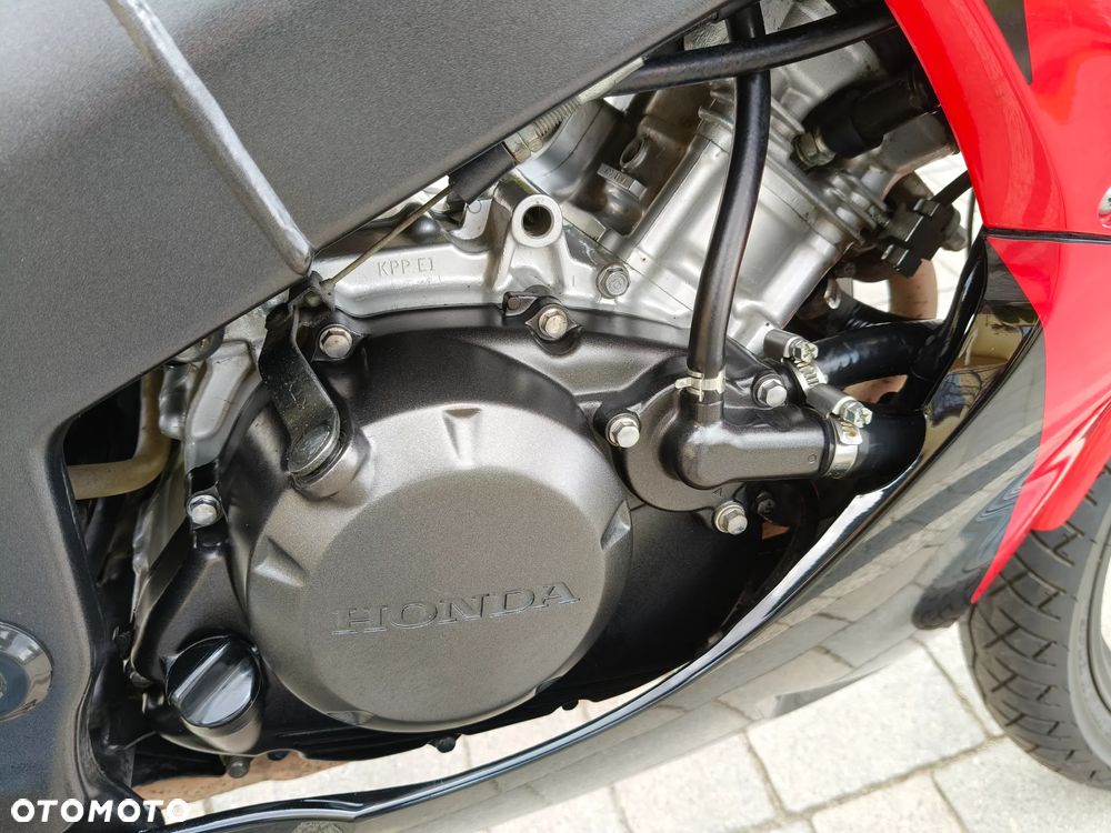 Honda CBR - 11
