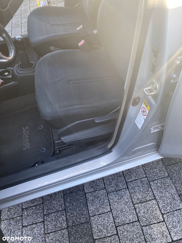 Toyota Yaris 1.3 Blue - 7