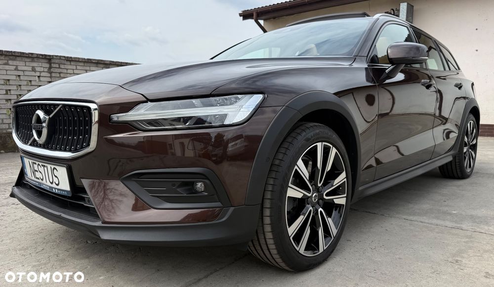Volvo V60 Cross Country B5 B AWD Geartronic - 2