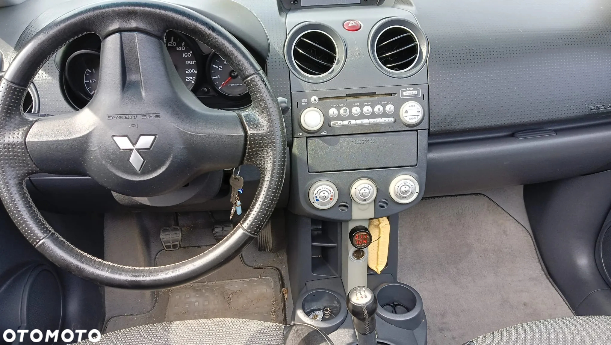 Mitsubishi Colt - 11