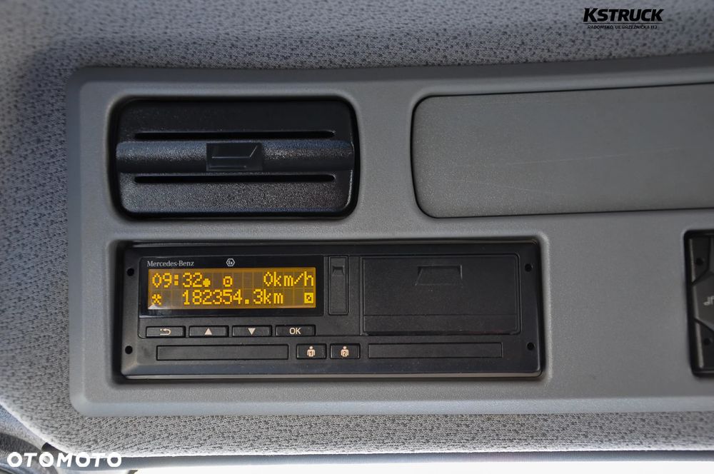 Mercedes-Benz Atego 818 L Kontener 7,25 - 15