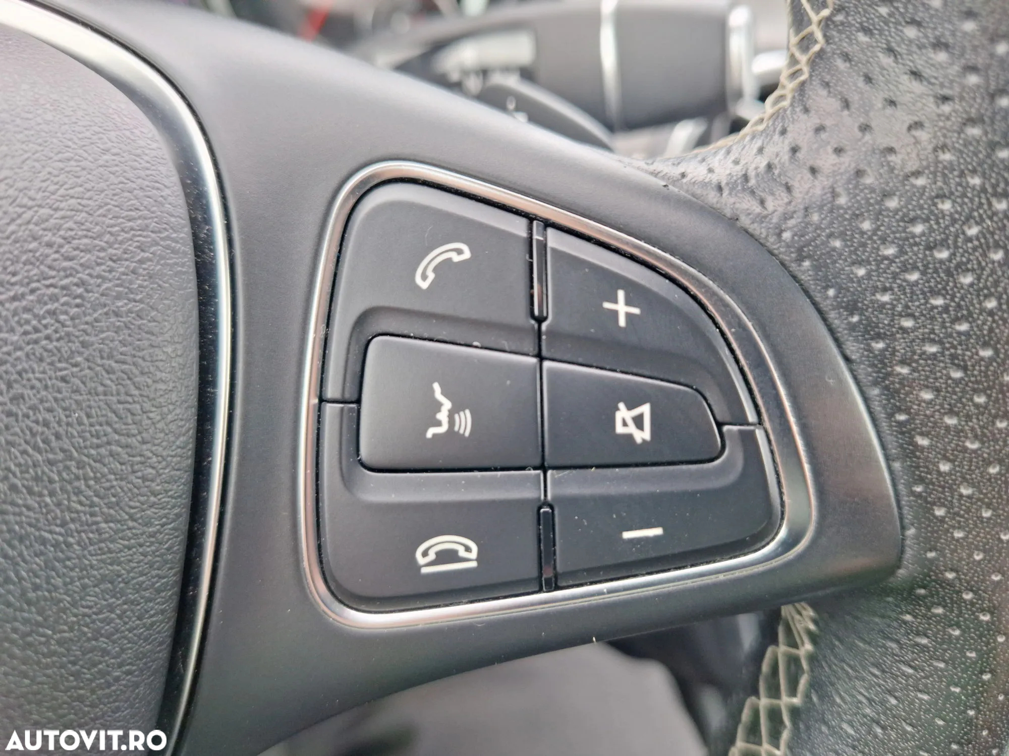 Mercedes-Benz GLA 200 d 4MATIC Aut. - 19