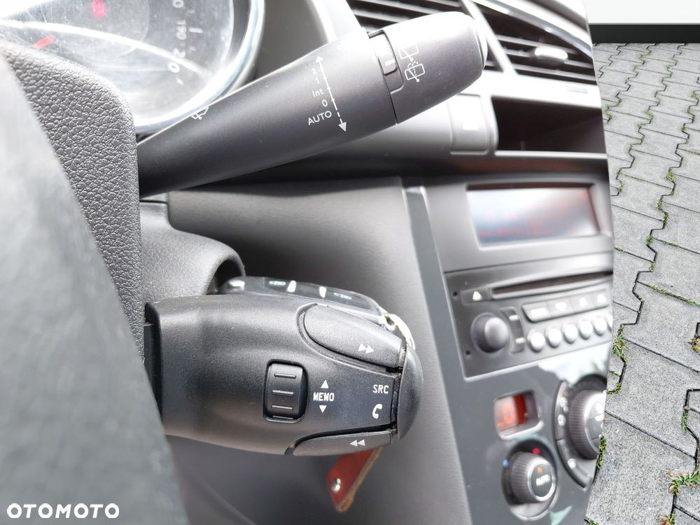 Peugeot 3008 1.6 HDi Style - 21