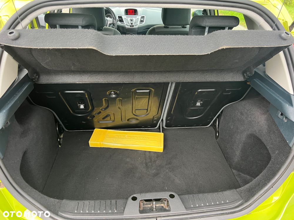Ford Fiesta - 21