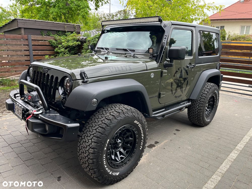 Jeep Wrangler - 4