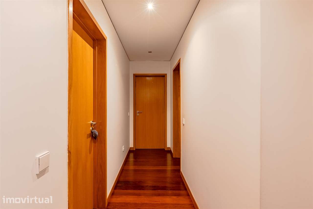 Bessa, Porto Apartamento T3 com Varanda e Garagem Box - Grande imagem: 5/38