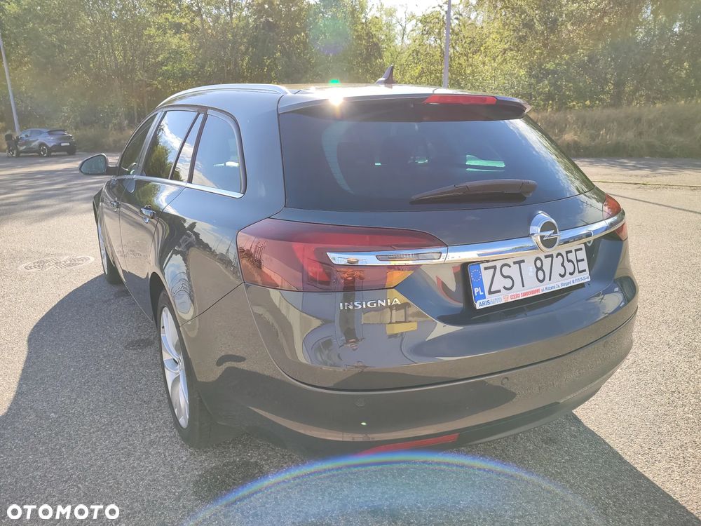 Opel Insignia - 30