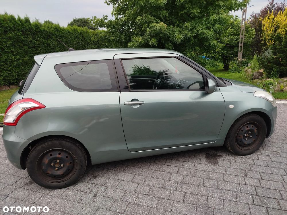 Suzuki Swift 1.2 - 6