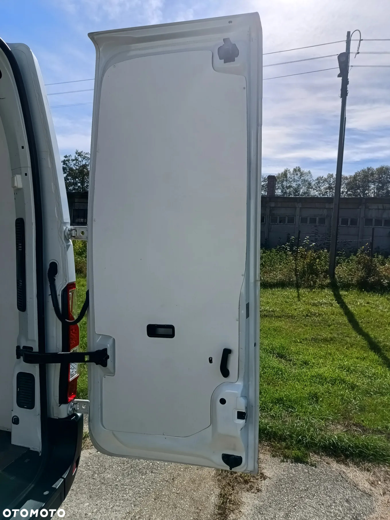 Renault Master L2H2 2.3 dCi 145 kM, 2011 rok  3.5T ORGINALNY PRZEBIEG, NAVI, KLIMA, OGRZEWANIE POSTOJOWE, HAK - 24