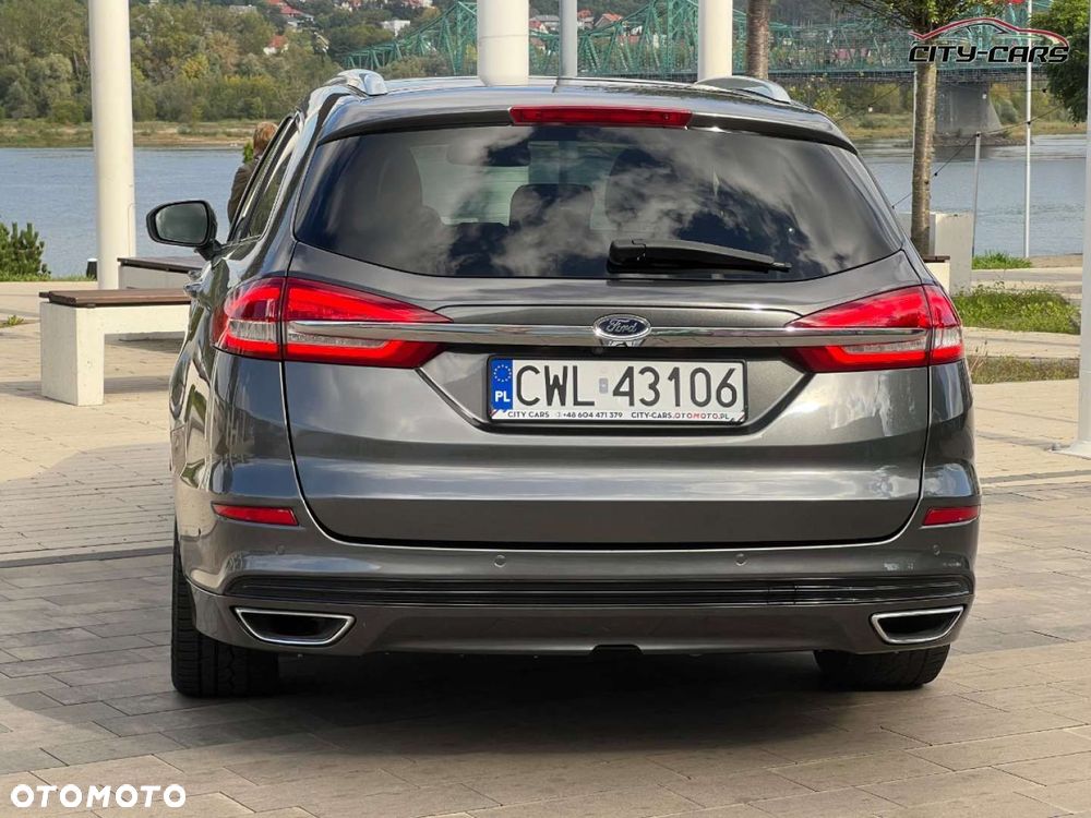 Ford Mondeo - 26