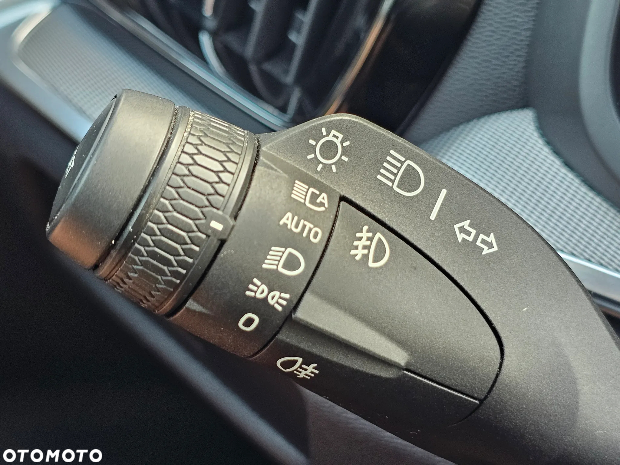 Volvo V60 B3 B Geartronic Momentum Pro - 30