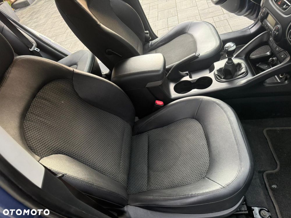 Hyundai ix35 2.0 CRDi 4WD Premium - 13