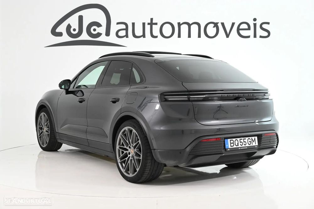 Porsche Macan Electric 4 - 3