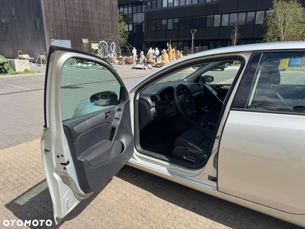 Volkswagen Golf 1.6 TDI Trendline - 9