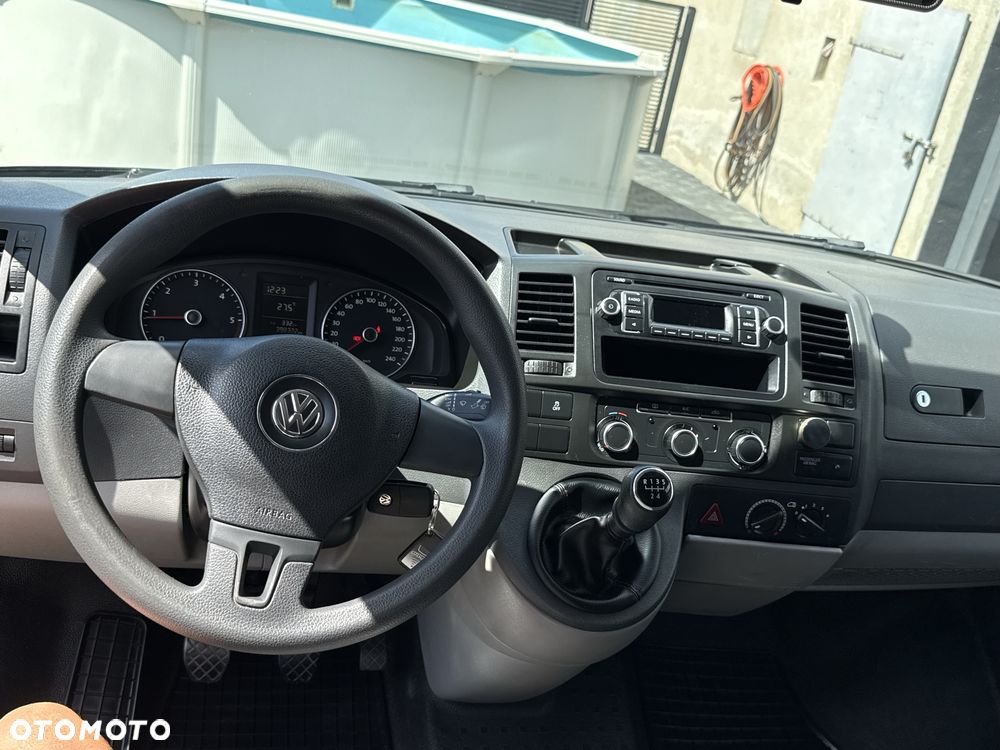 Volkswagen Transporter - 7
