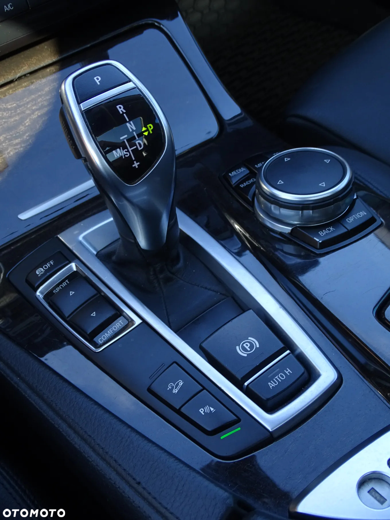 BMW Seria 5 530d xDrive Touring Sport-Aut - 19