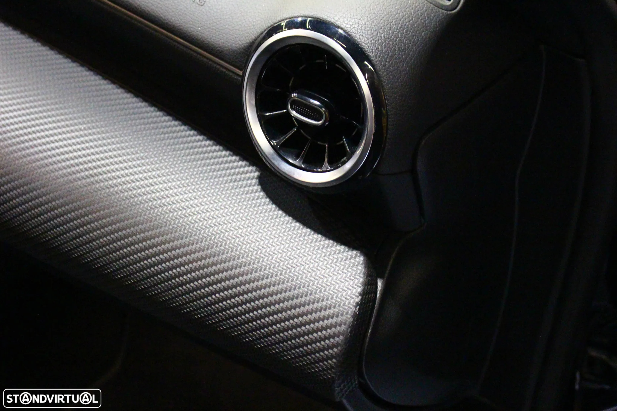 Mercedes-Benz A 250 Limousine e Style Plus - 14