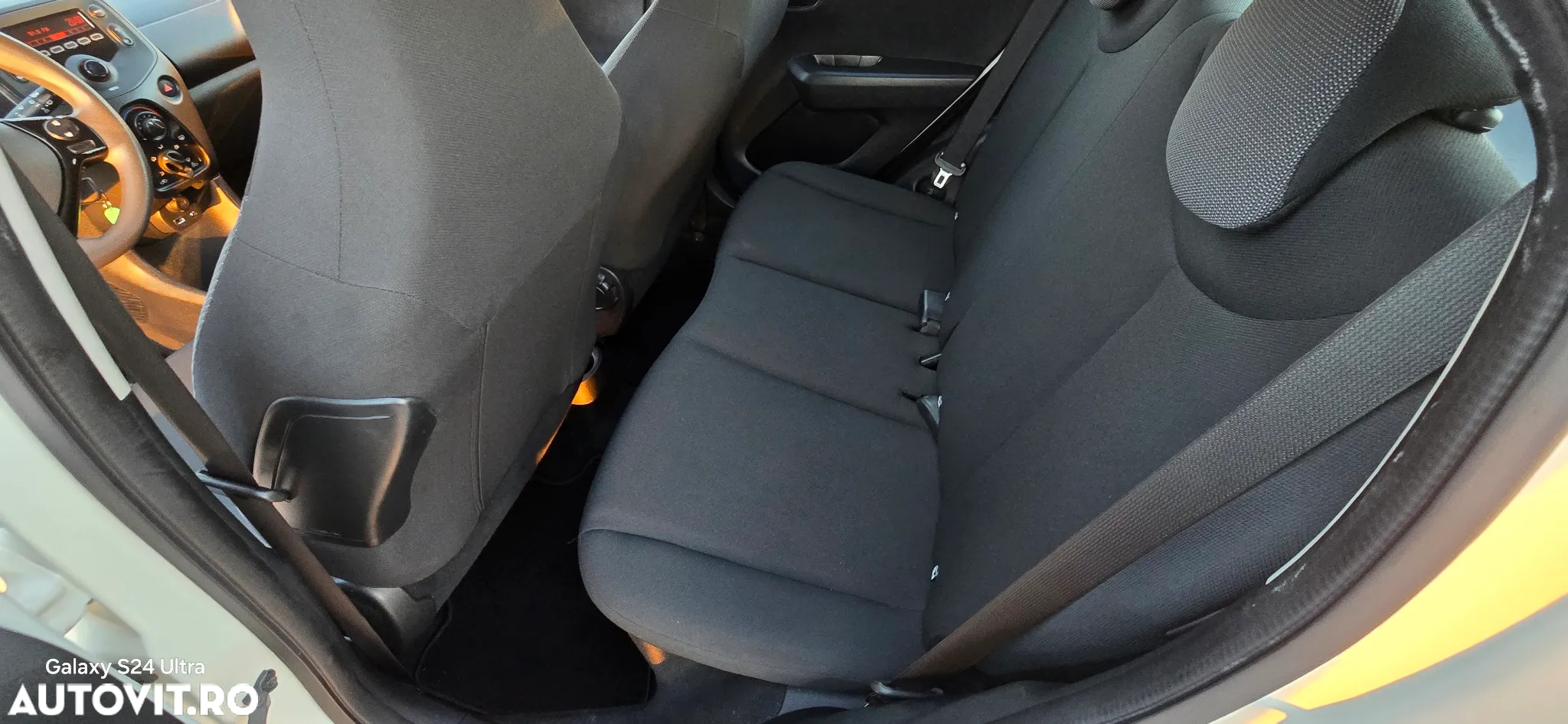Toyota Aygo 1.0 VVY-I 5 usi X-connect - 24