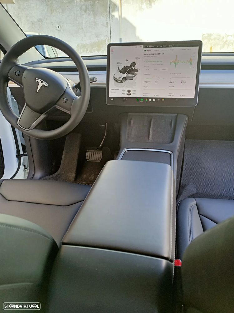 Tesla Model Y Long Range Tração Integral - 19