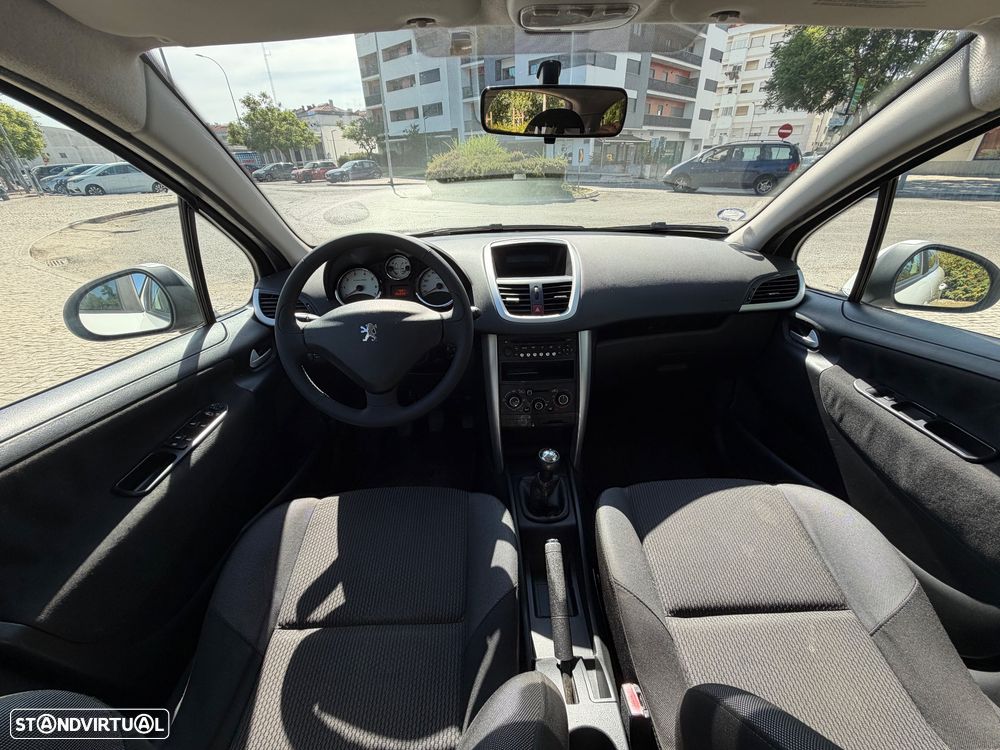 Peugeot 207 1.4 VTi Active - 22