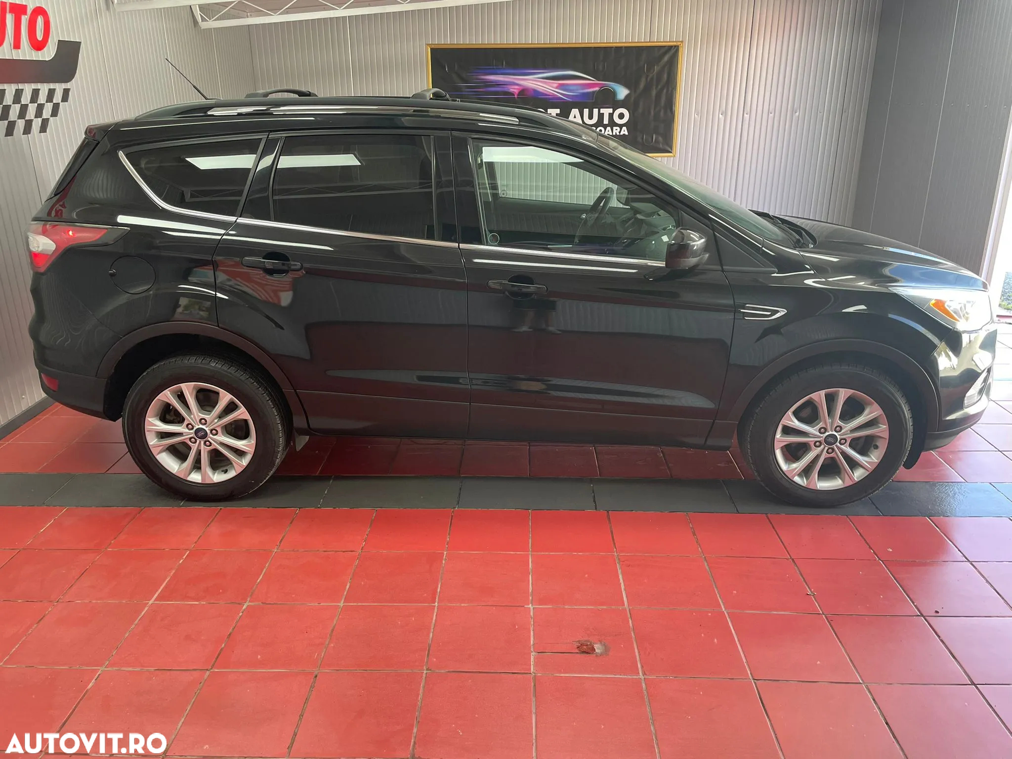 Ford Kuga - 26