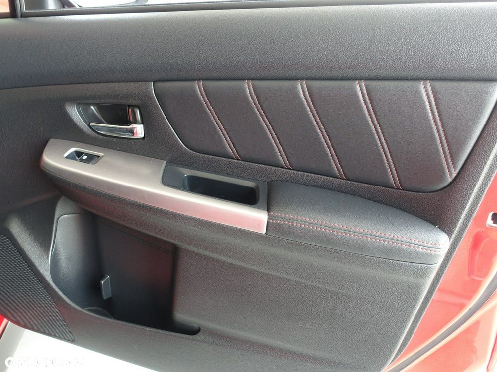 Subaru XV 2.0i Lineartronic Edition Pure Red - 27