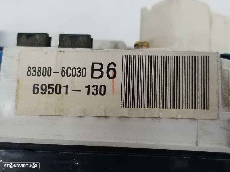 QUADRANTE TOYOTA LAND CRUISER 90 2001 - 1