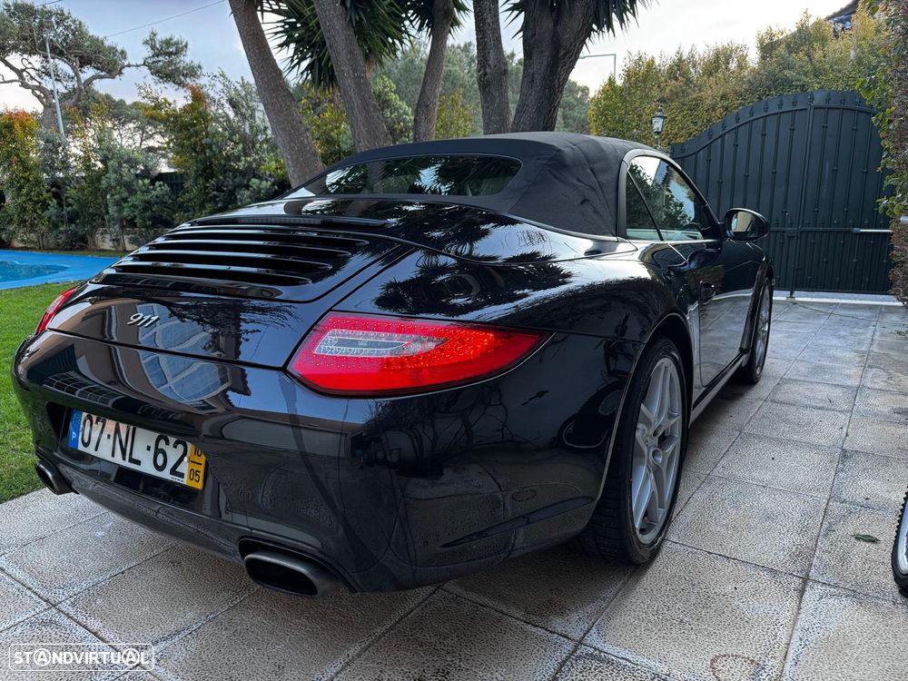 Porsche 911 Série F - 6