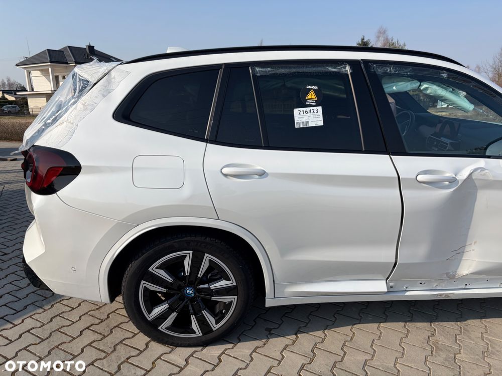 BMW iX3 80kWh Impressive - 3