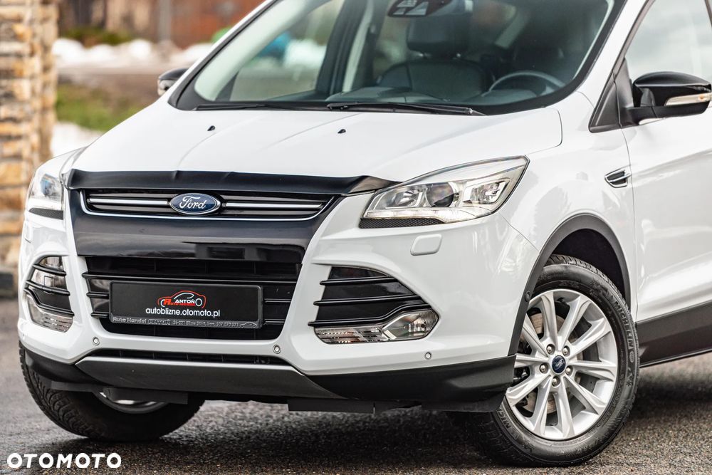 Ford Kuga 2.0 TDCi 4WD Titanium Plus - 3