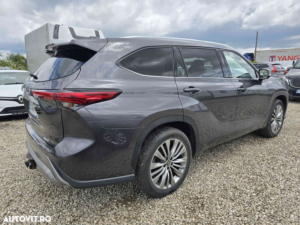 Toyota Highlander - 4