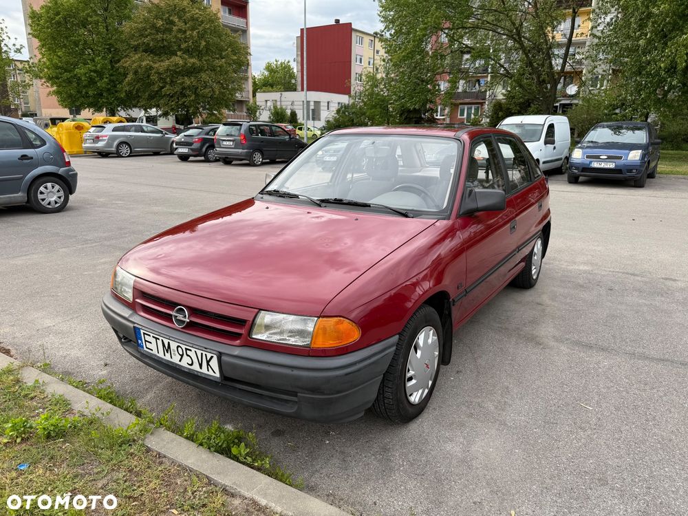 Opel Astra 1.6 GL - 3