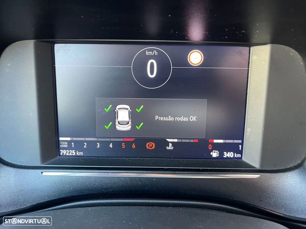 Opel Corsa 1.5 D Elegance - 33