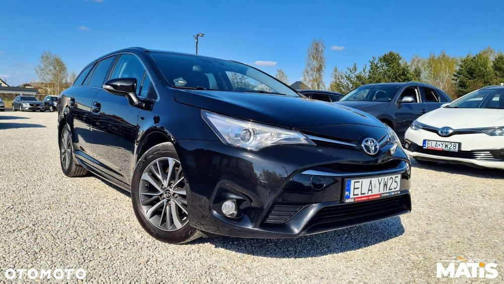Toyota Avensis - 23
