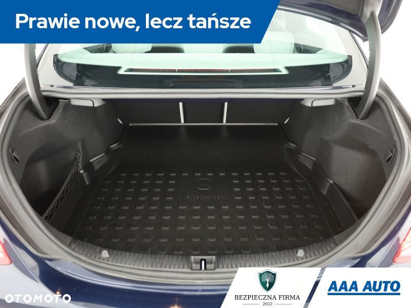 Mercedes-Benz Klasa C - 12