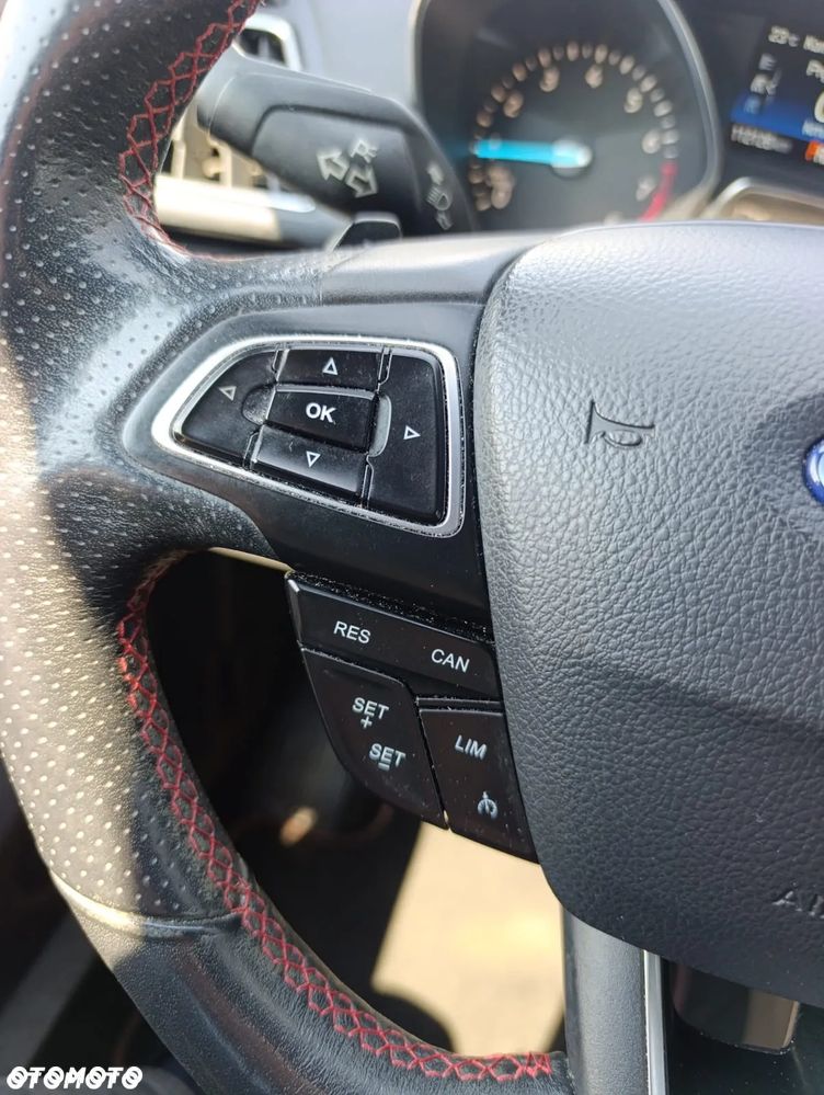 Ford Kuga 2.0 EcoBoost AWD ST Line ASS GPF - 12