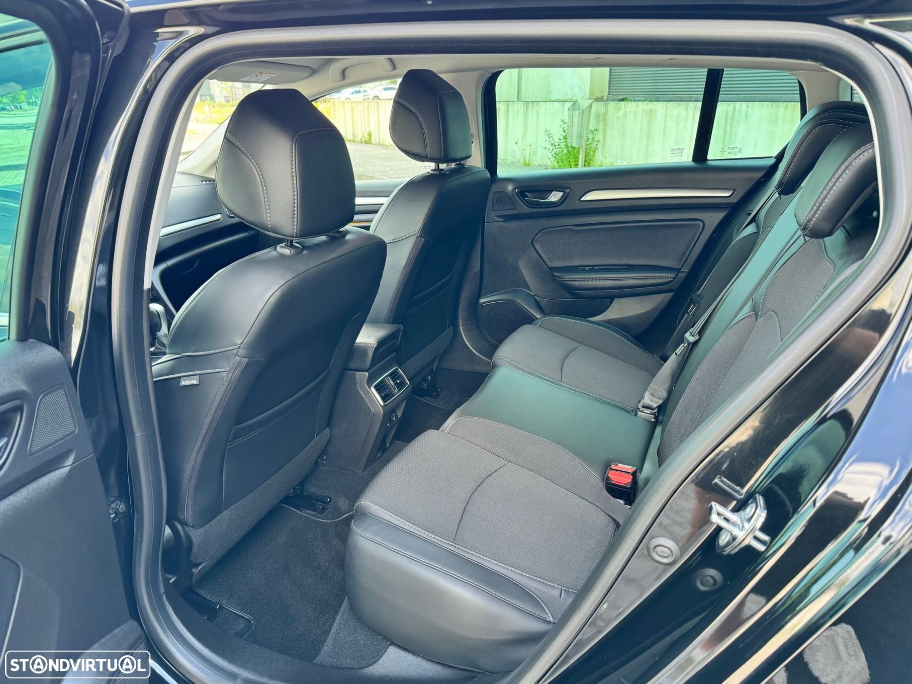 Renault Mégane Sport Tourer 1.6 E-Tech Plug-In Intens - 4