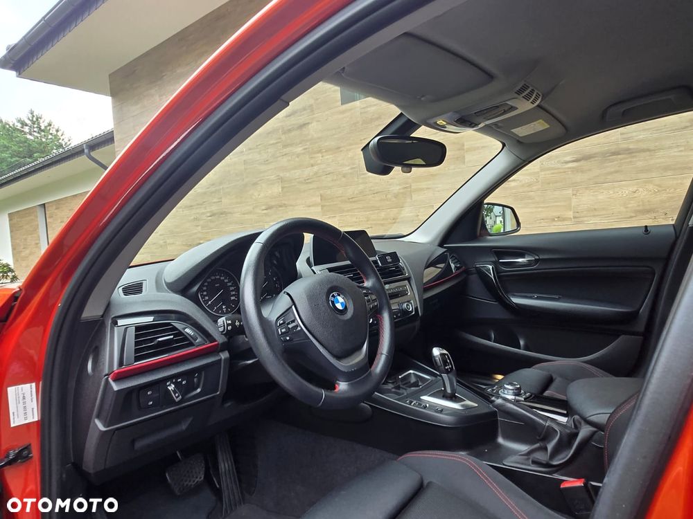 BMW 118I Sport Line 2015 photo 5
