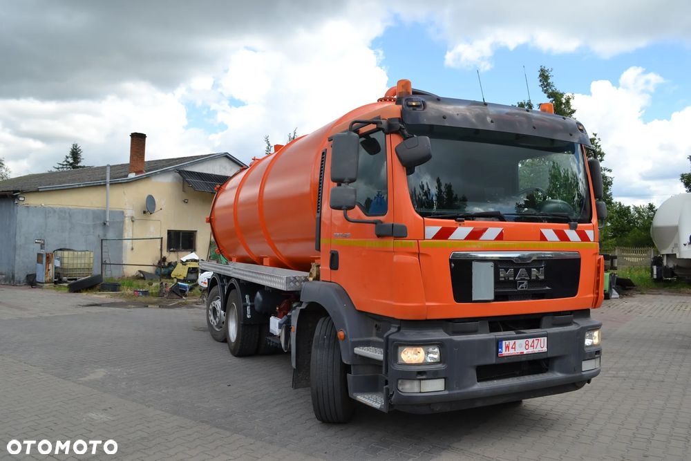 MAN TGM 2013 r 279000 km SPECJALNY SZAMBIARKA NOWA BECZKA 20 m³ TRZECIA OŚ SKRĘTNA KLIMATYZACJA - 7
