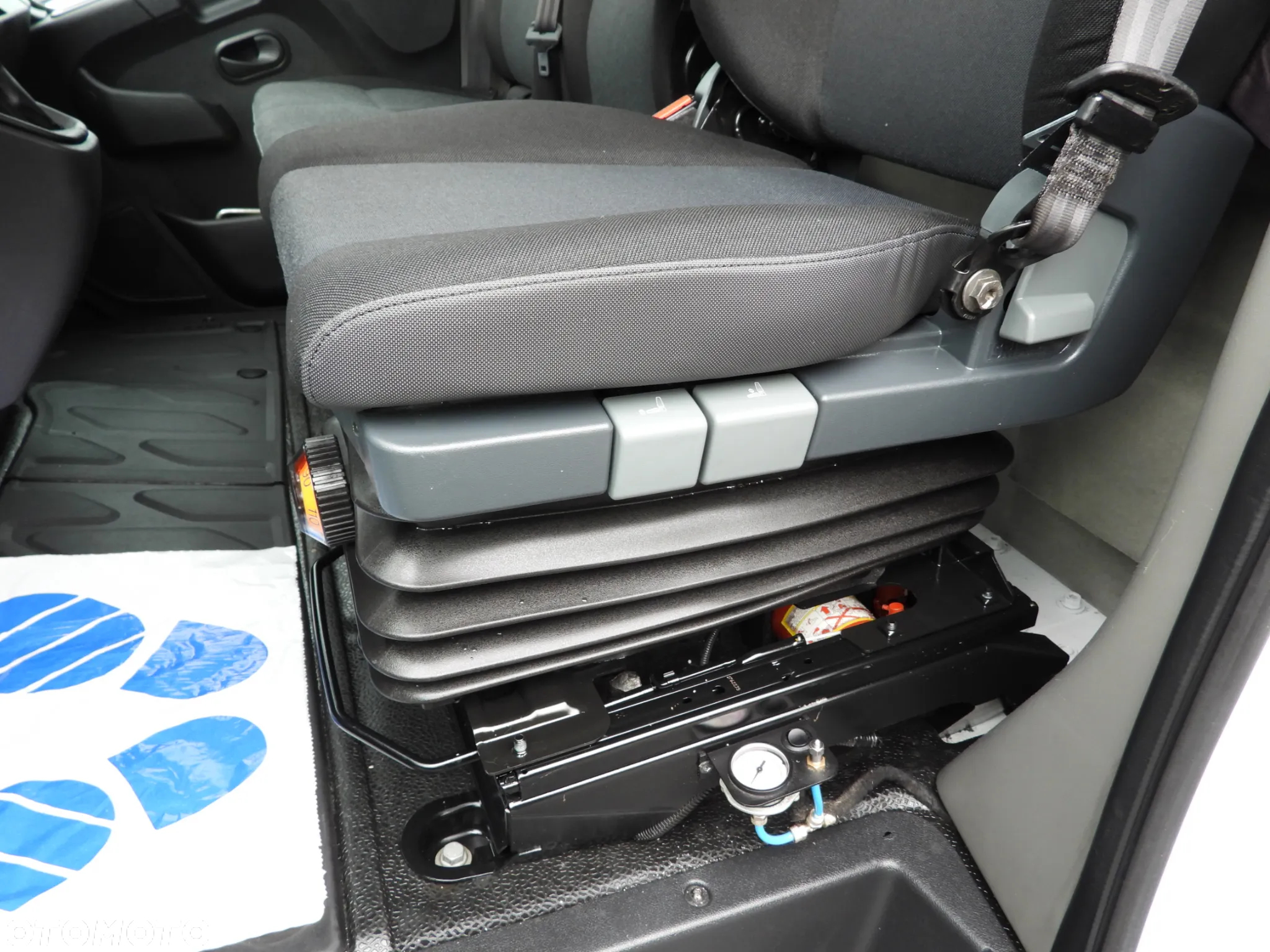 Renault MASTER  PLANDEKA 10 PALET WEBASTO TEMPOMAT LEDY PNEUMATYKA KLIMATYZACJA 165KM [ 360908 ] - 28