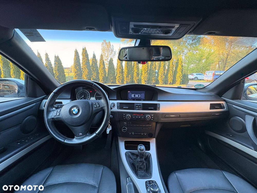 BMW Seria 3 320d - 11