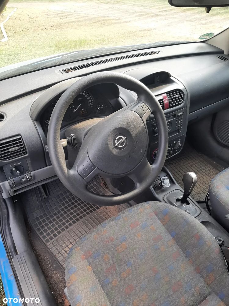 Opel Corsa - 4
