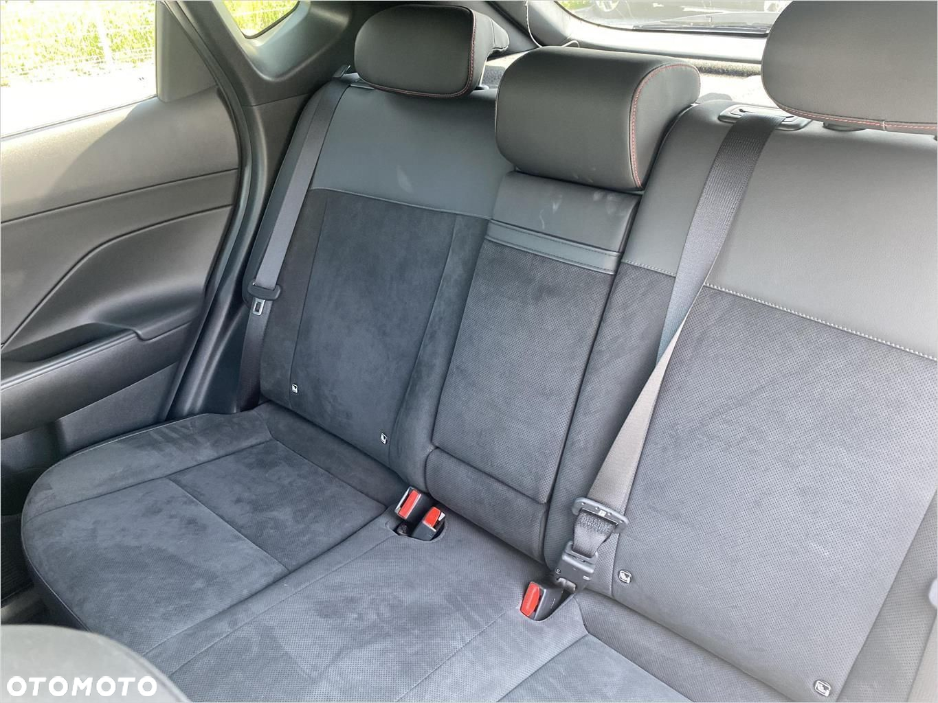 Hyundai Kona - 16