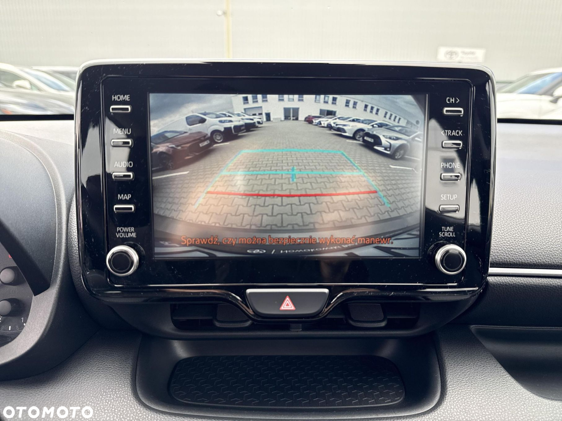 Toyota Yaris - 18