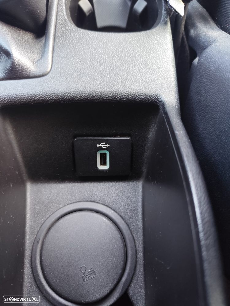 Ford Fiesta 1.1 Ti-VCT Business - 15