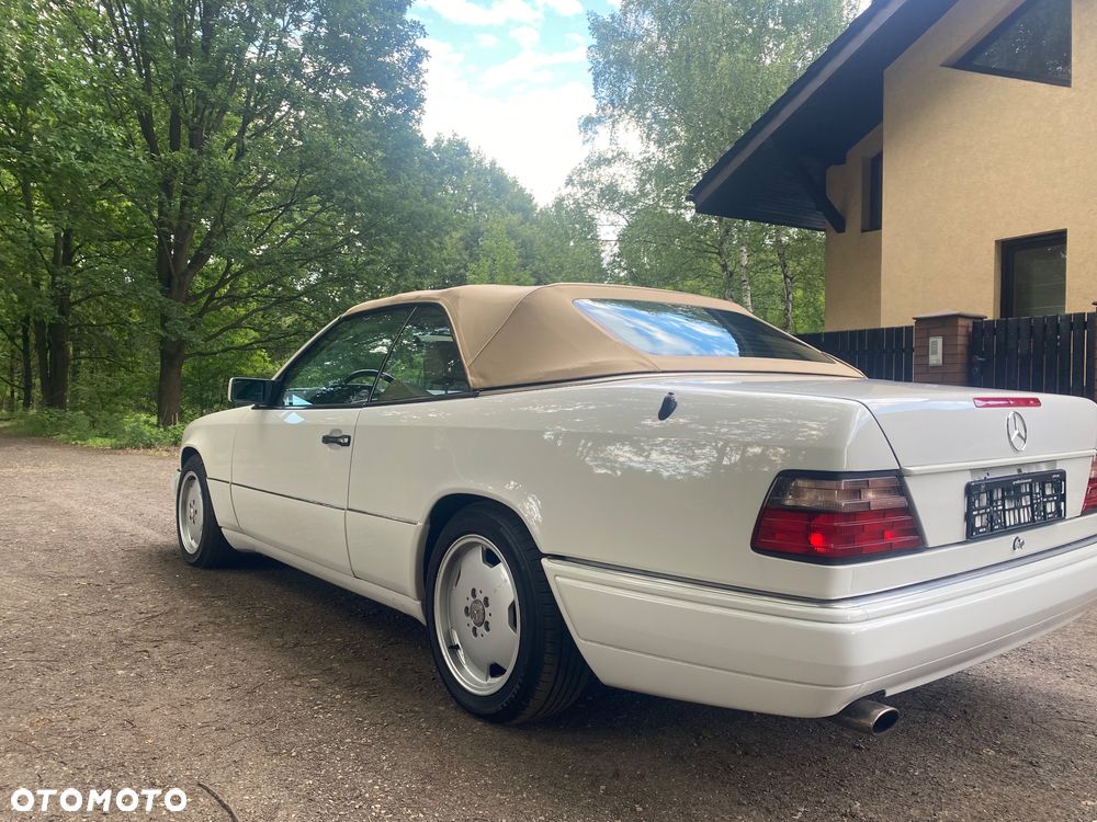 Mercedes-Benz Klasa E 320 - 9