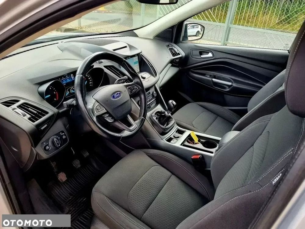 Ford Kuga 1.5 EcoBlue TITANIUM - 9